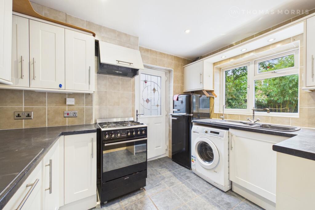 4 bed Detached for rent in St Ives. From Thomas Morris - St. Ives