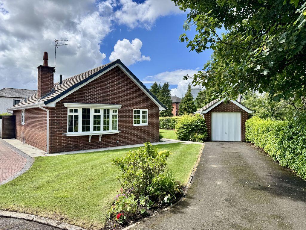 2 bed Bungalow for rent in Congleton. From Timothy A Brown 2 bed Bungalow for rent in Congleton. From Timothy A Brown