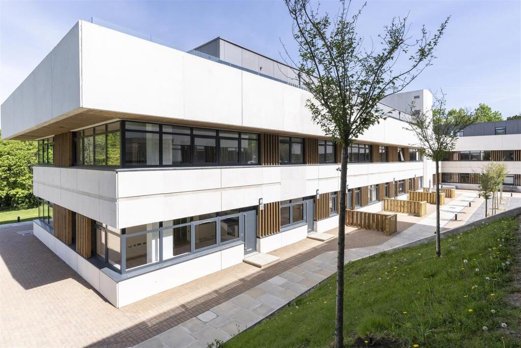 1 bed Apartment for rent in Westhumble. From Toomey Estate Agents - Mitcham