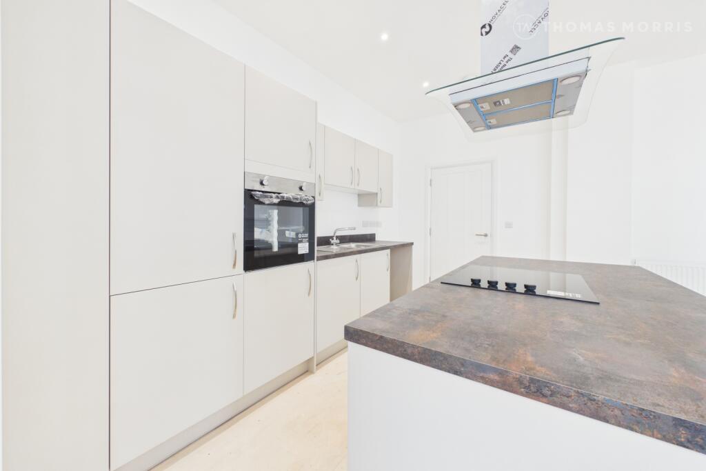 3 bed Apartment for rent in St Neots. From Thomas Morris - St. Neots 3 bed Apartment for rent in St Neots. From Thomas Morris - St. Neots