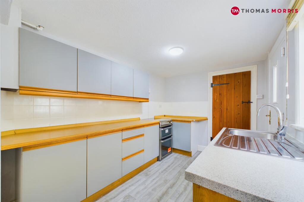 3 bed Mid Terraced House for rent in Offord Cluny. From Thomas Morris - St. Neots