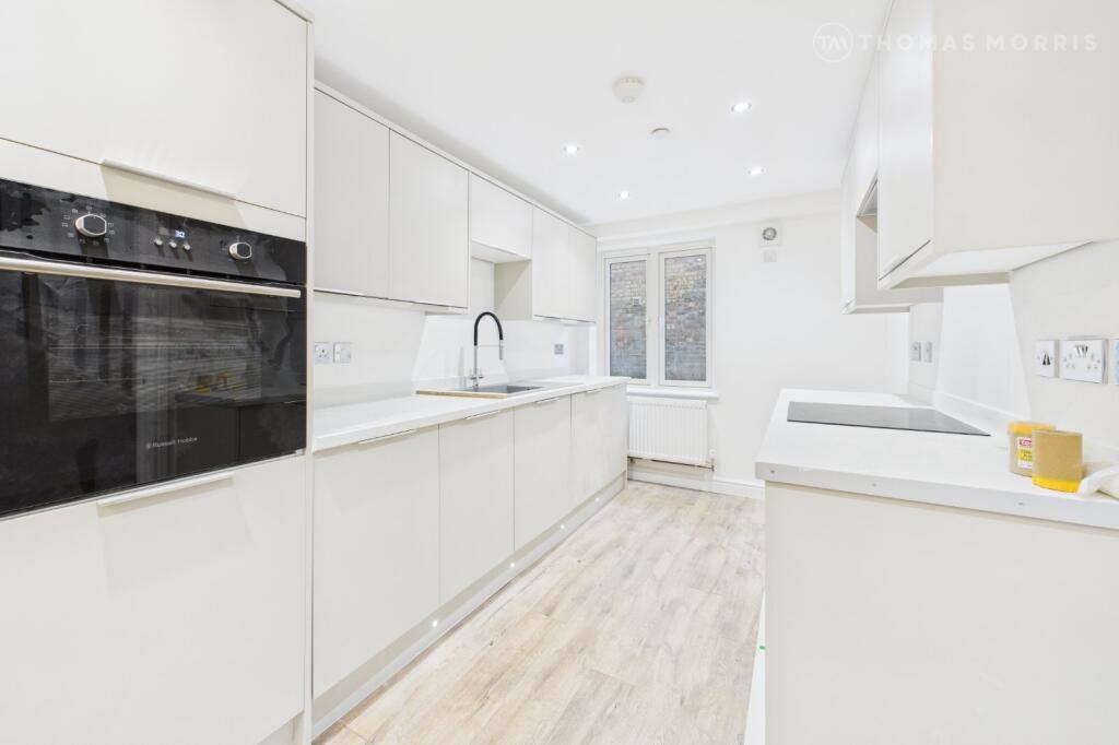 3 bed Mid Terraced House for rent in St Neots. From Thomas Morris - St. Neots