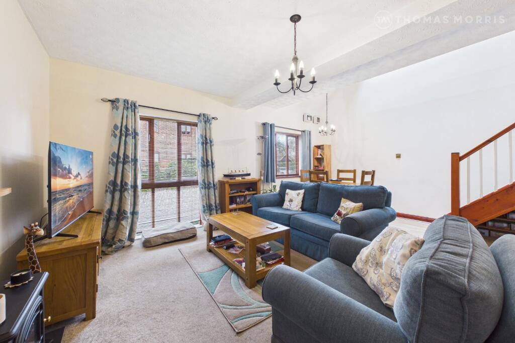 2 bed Mid Terraced House for rent in Little Paxton. From Thomas Morris - St. Neots 2 bed Mid Terraced House for rent in Little Paxton. From Thomas Morris - St. Neots