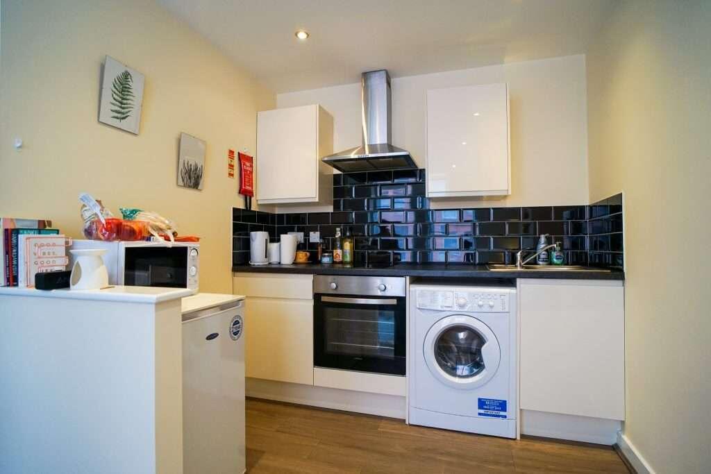 0 bed Studio for rent in Sheffield. From Thornsett Properties - Sheffield