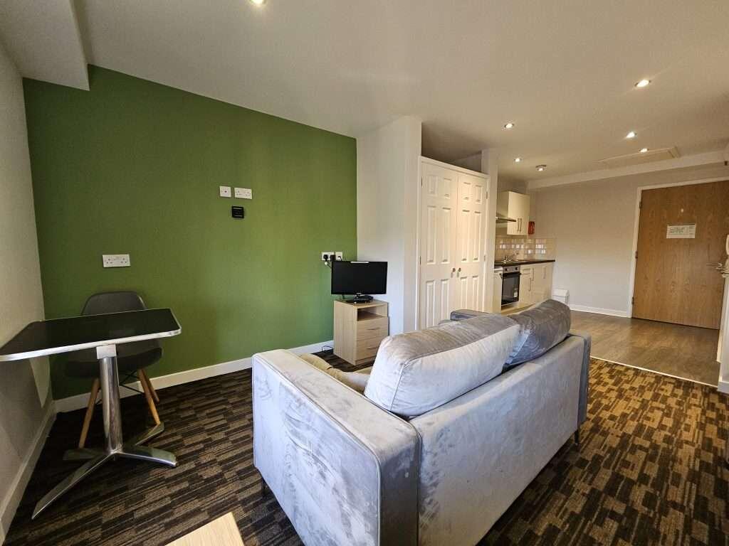 0 bed Studio for rent in Sheffield. From Thornsett Properties - Sheffield