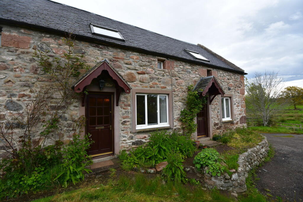 2 bed Mid Terraced House for rent in Croy. From Tughan & Cochrane Property Managers - Inverness