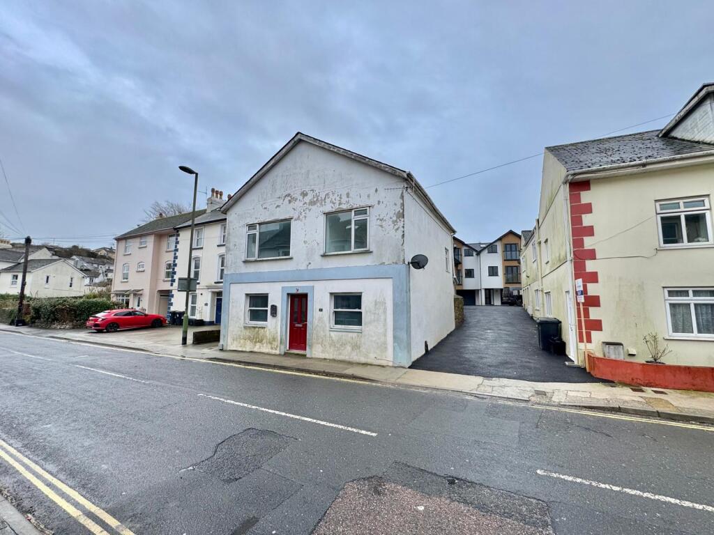 2 bed Semi Detached for rent in Brixham. From Taylors (Torbay) Ltd - Torquay 2 bed Semi Detached for rent in Brixham. From Taylors (Torbay) Ltd - Torquay
