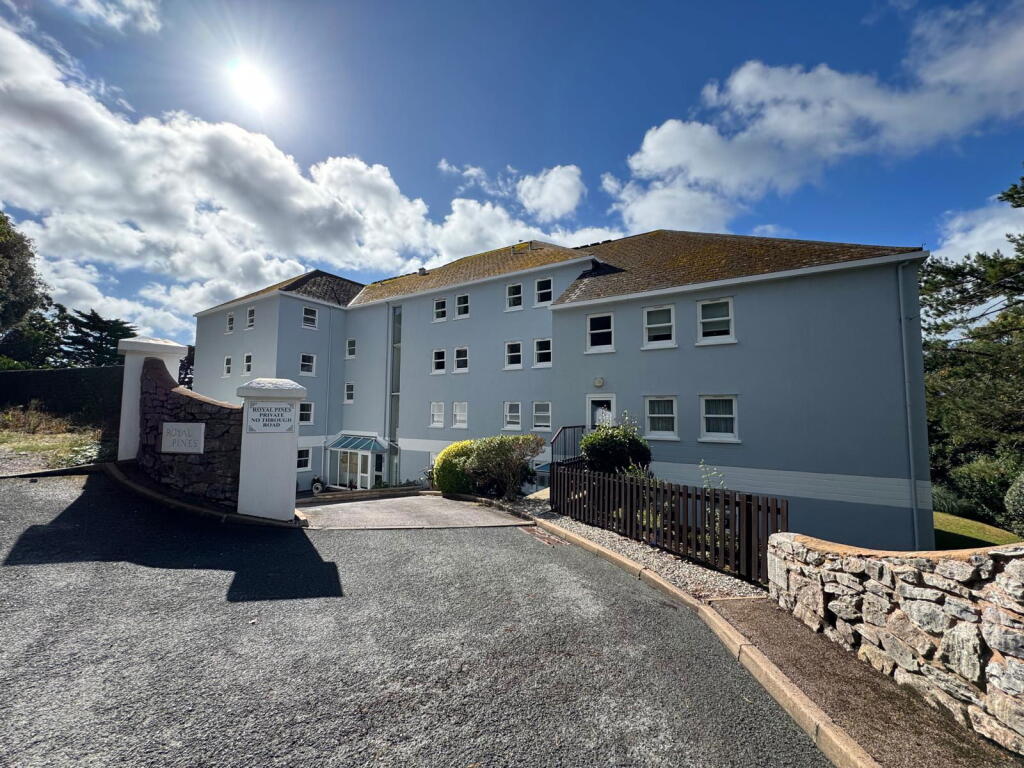 2 bed Apartment for rent in Torquay. From Taylors (Torbay) Ltd - Torquay