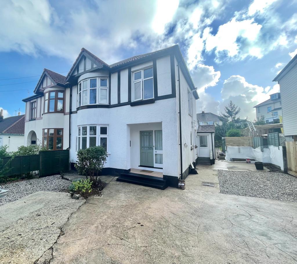 3 bed Semi Detached for rent in Paignton. From Taylors (Torbay) Ltd - Torquay 3 bed Semi Detached for rent in Paignton. From Taylors (Torbay) Ltd - Torquay