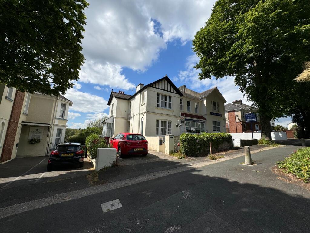 1 bed 1st Floor Flat for rent in Torquay. From Taylors (Torbay) Ltd - Torquay