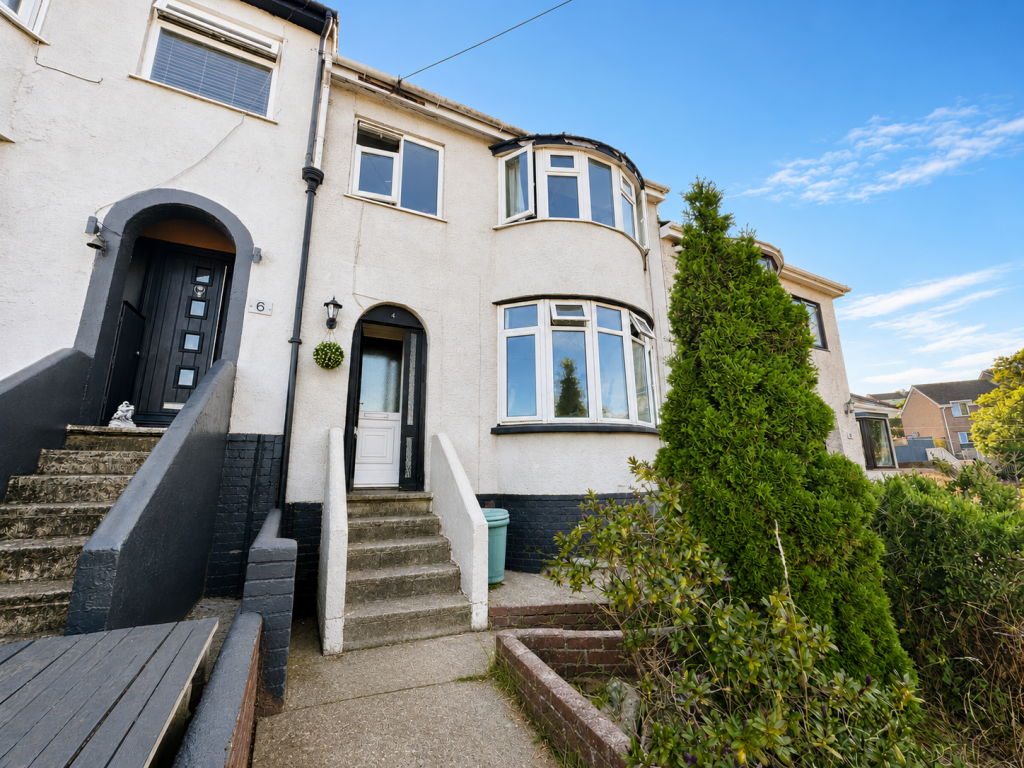 3 bed Mid Terraced House for rent in Paignton. From Taylors (Torbay) Ltd - Torquay