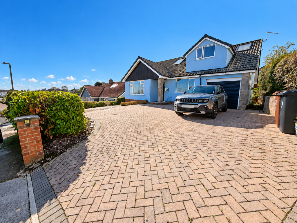 4 bed Semi-detached bungalow for rent in Marldon. From Taylors (Torbay) Ltd - Torquay