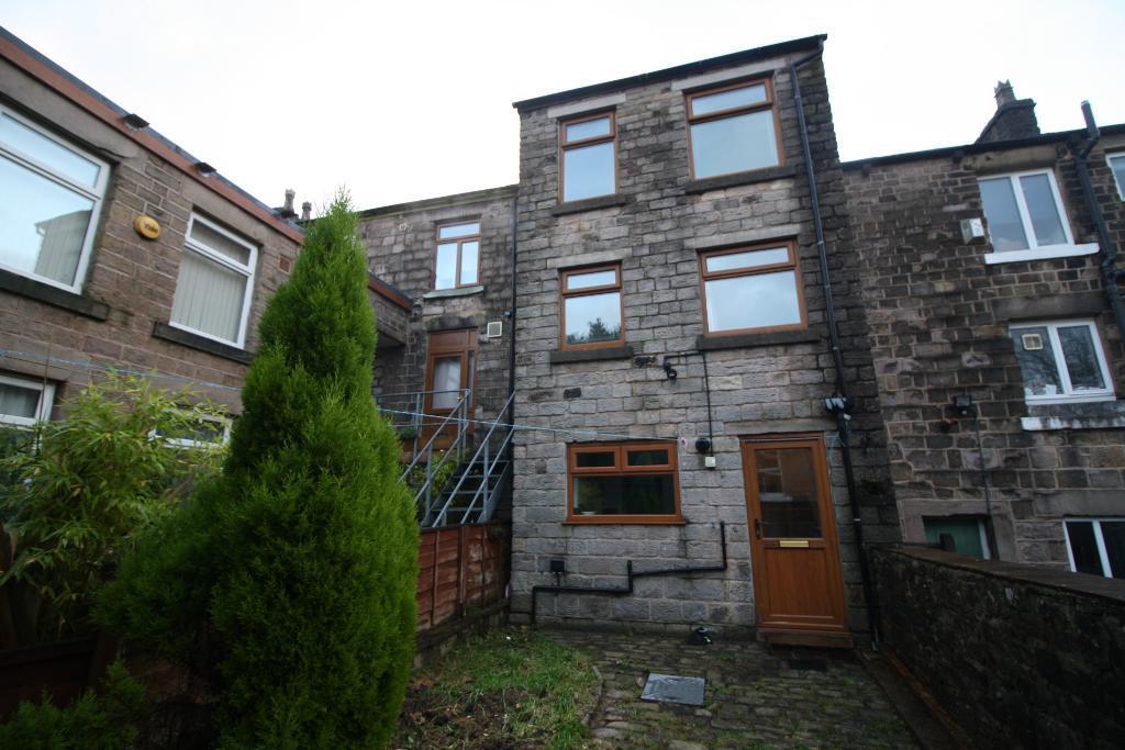2 bed Mid Terraced House for rent in Broadbottom. From Tierney Property Management Ltd - Stalybridge