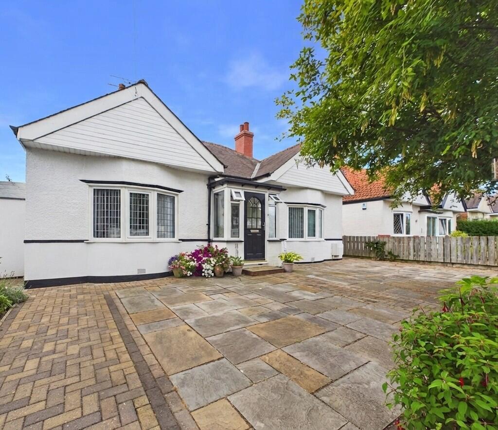 2 bed Detached bungalow for rent in Bridlington. From Ullyotts - Bridlington