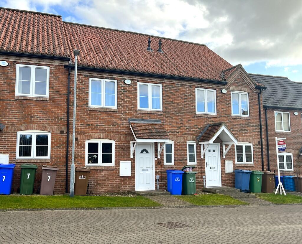 2 bed Mid Terraced House for rent in Driffield. From Ullyotts - Driffield