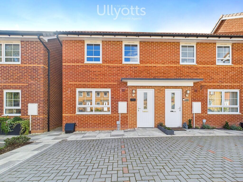 3 bed Semi Detached for rent in . From Ullyotts - Driffield