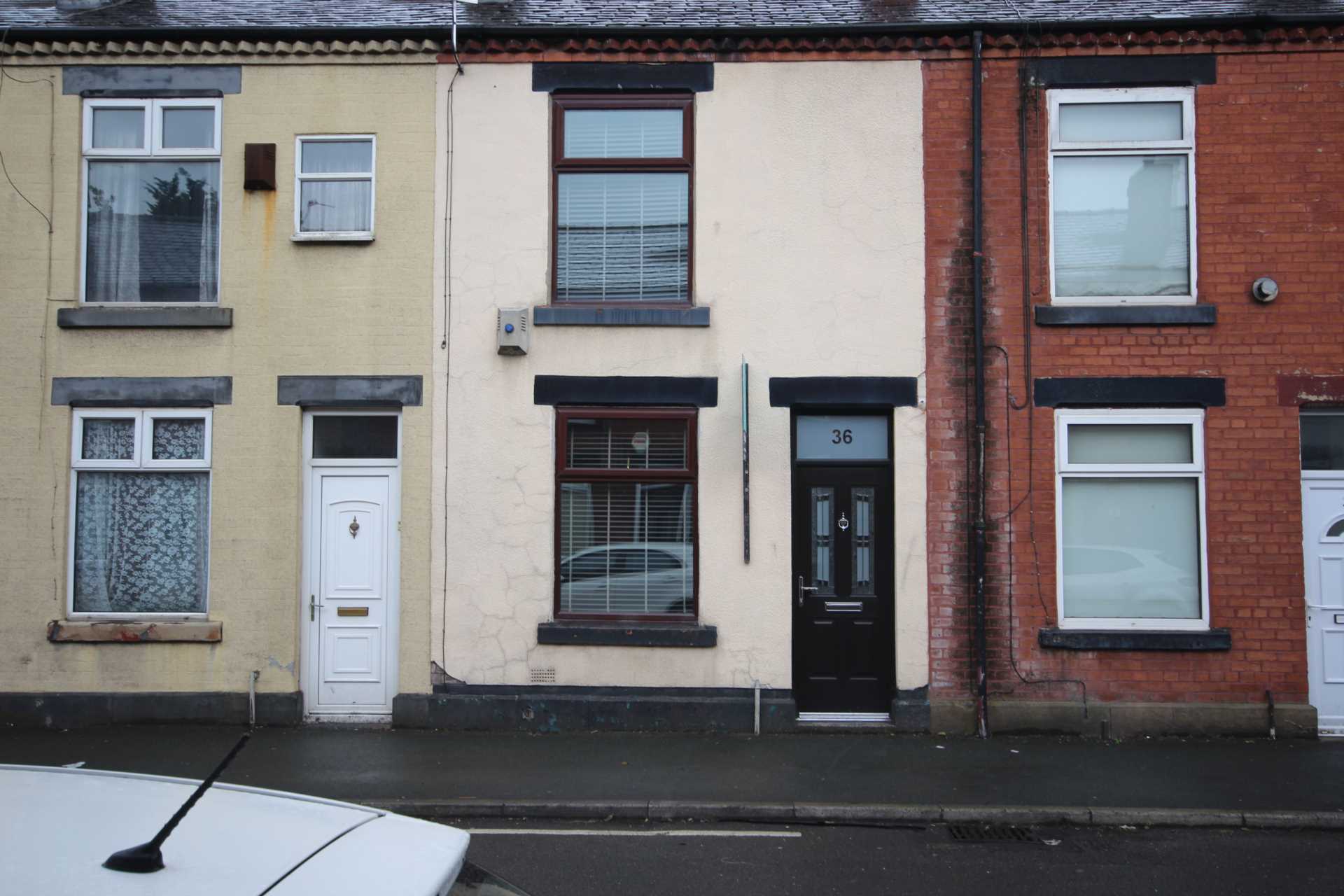 2 bed Mid Terraced House for rent in Manchester. From Ur Place