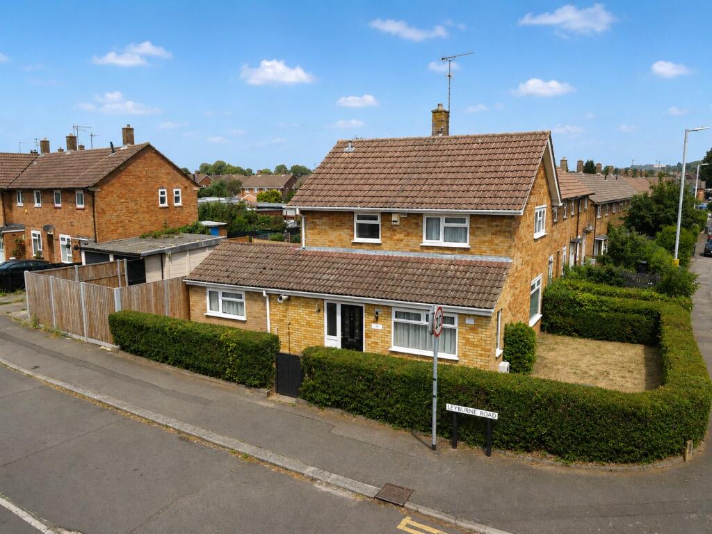 3 bed End of Terrace for rent in Streatley. From Urban and Rural - Luton 3 bed End of Terrace for rent in Streatley. From Urban and Rural - Luton