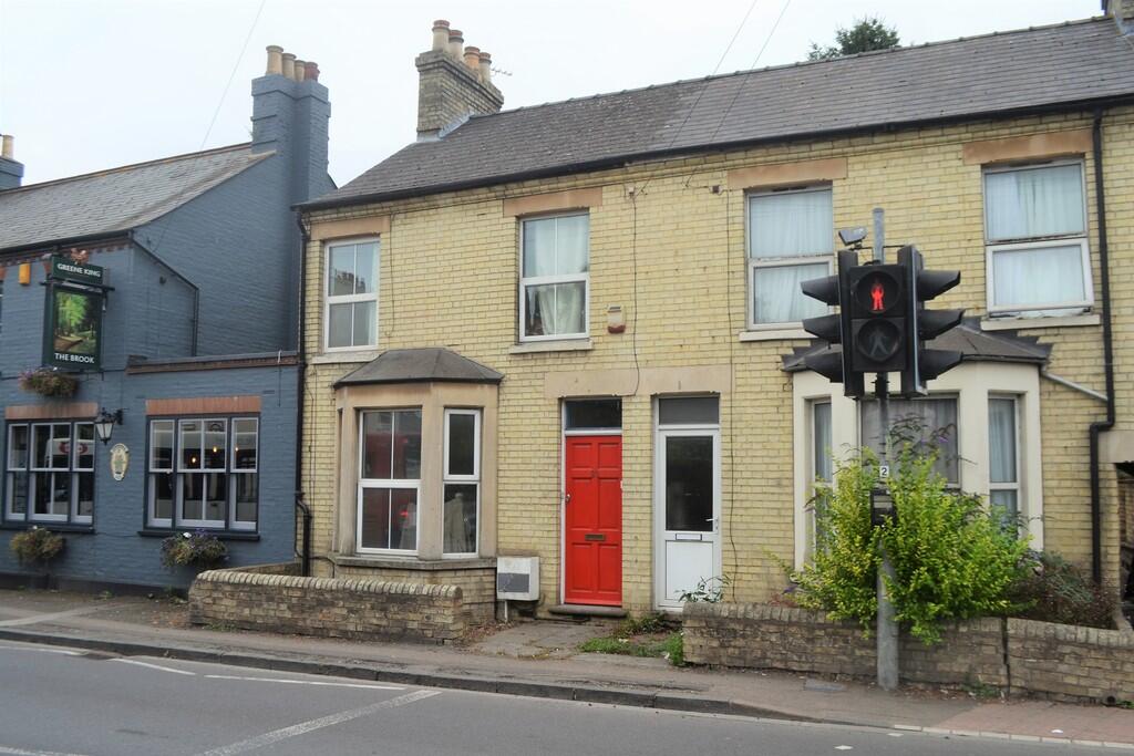4 bed Mid Terraced House for rent in Cambridge. From Vincent Shaw - Cambridge