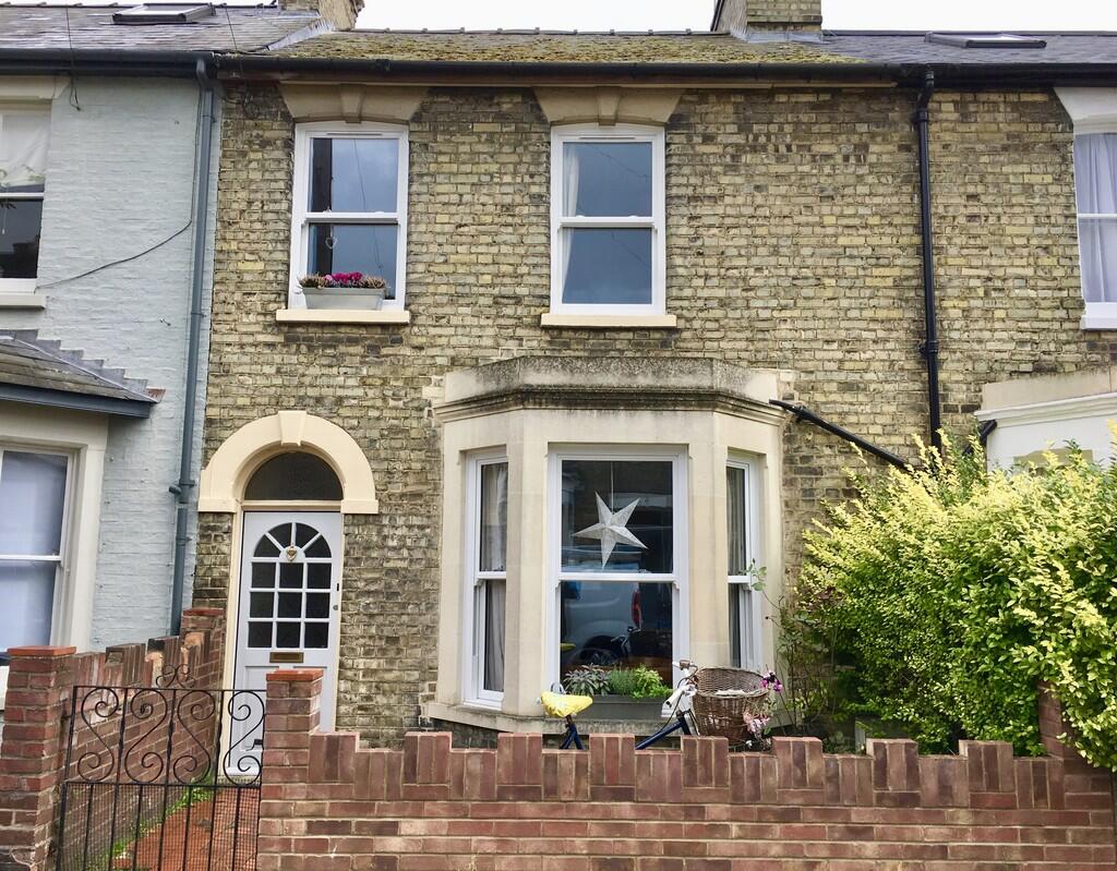5 bed Mid Terraced House for rent in Cambridge. From Vincent Shaw - Cambridge