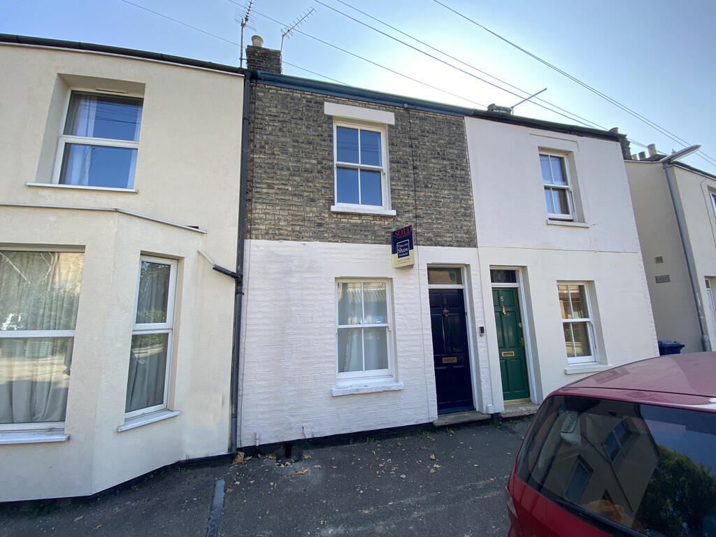 2 bed Mid Terraced House for rent in Cambridge. From Vincent Shaw - Cambridge 2 bed Mid Terraced House for rent in Cambridge. From Vincent Shaw - Cambridge