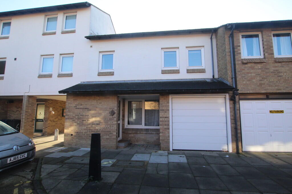 2 bed Mid Terraced House for rent in Cambridge. From Vincent Shaw - Cambridge 2 bed Mid Terraced House for rent in Cambridge. From Vincent Shaw - Cambridge