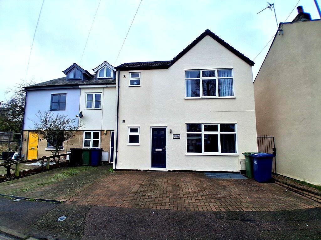 4 bed Semi Detached for rent in Cambridge. From Vincent Shaw - Cambridge