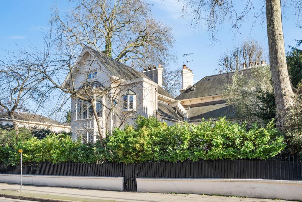 5 bed Villa for rent in Camden Town. From Vita Properties - London