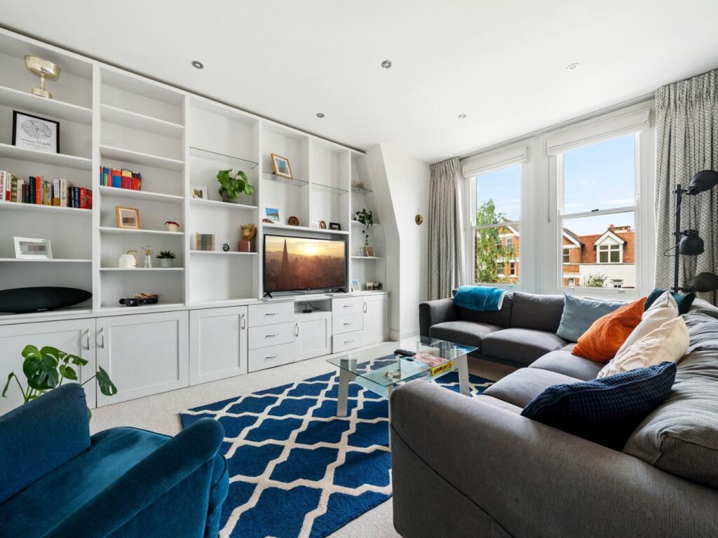 3 bed Apartment for rent in London. From Vita Properties - London