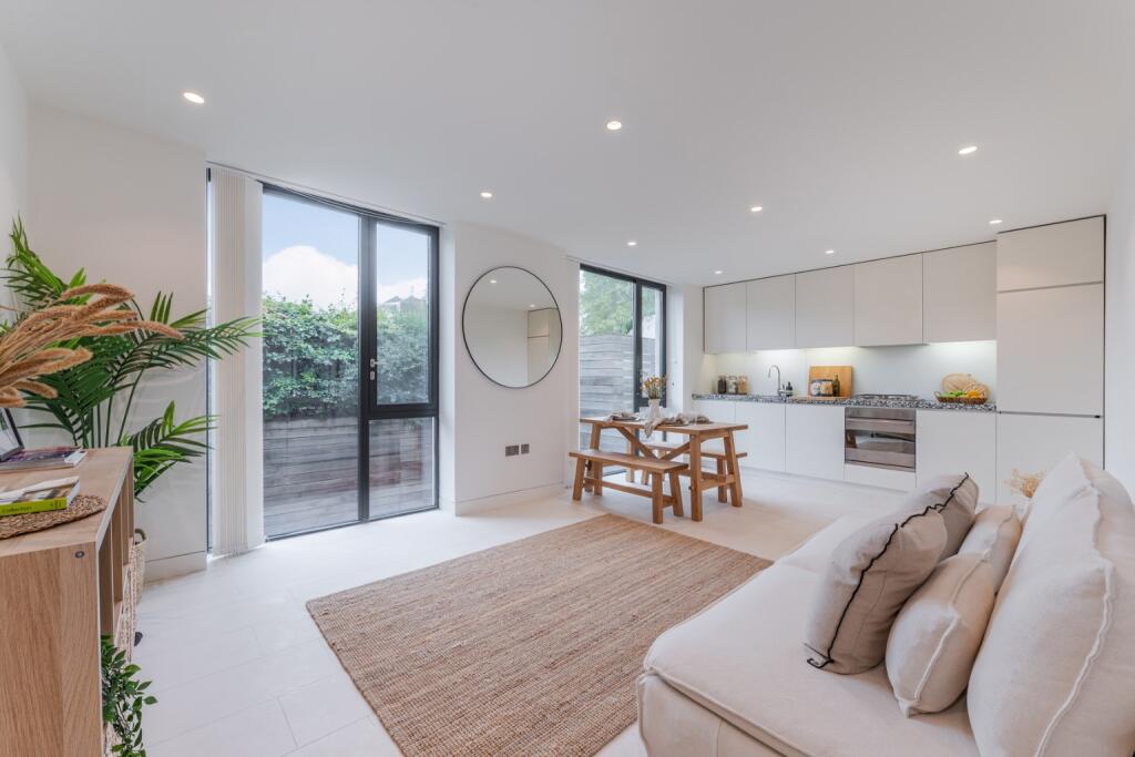 2 bed Apartment for rent in London. From Vita Properties - London