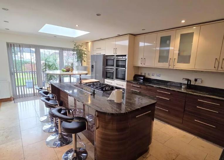 5 bed Detached for rent in Wembley. From Warwick Estate Agents - London