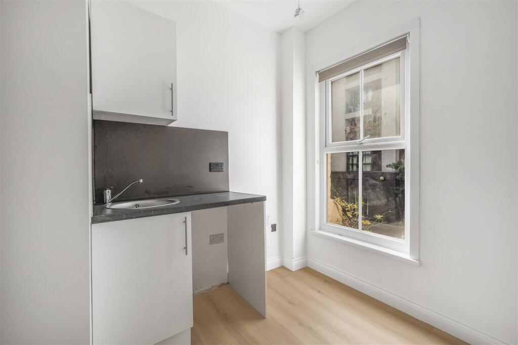 1 bed House Share for rent in Paddington. From Warwick Estate Agents - London