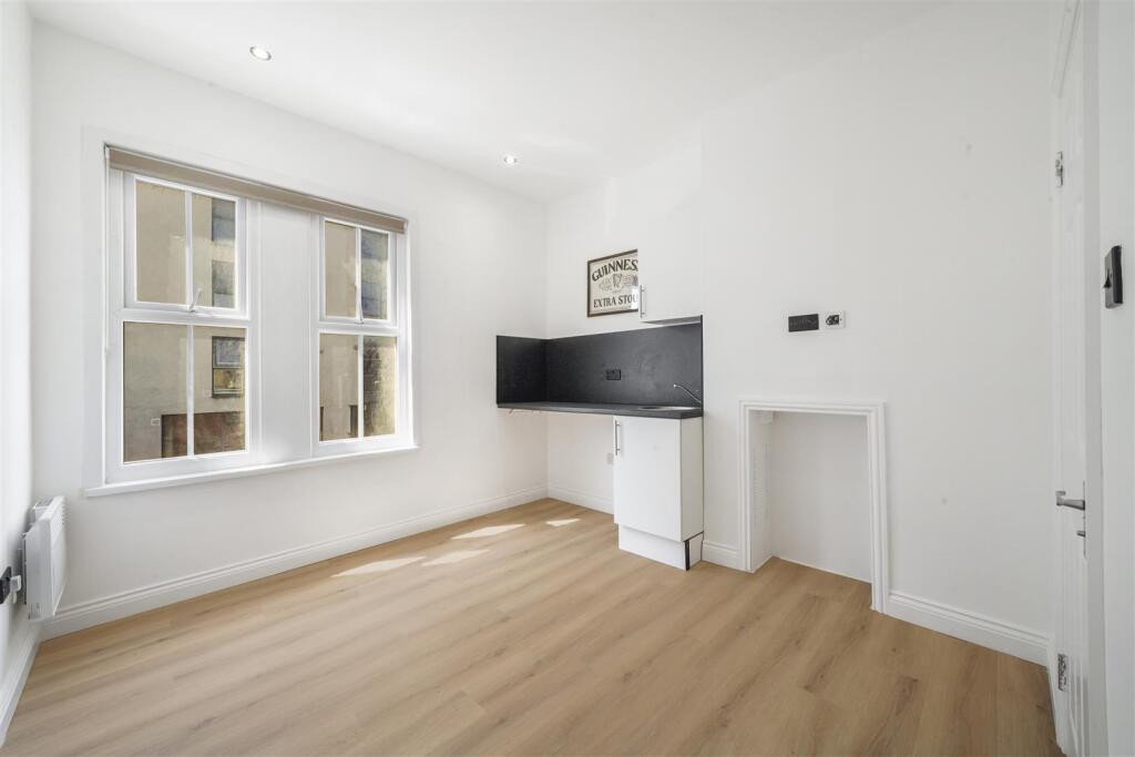 1 bed House Share for rent in Paddington. From Warwick Estate Agents - London
