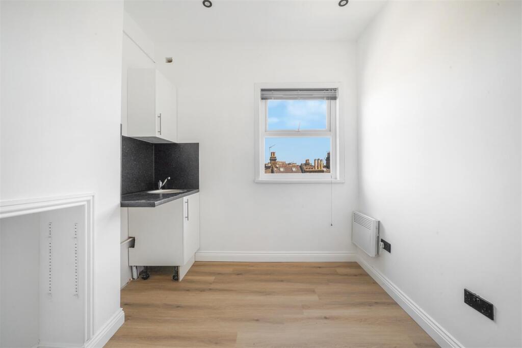 1 bed House Share for rent in Paddington. From Warwick Estate Agents - London