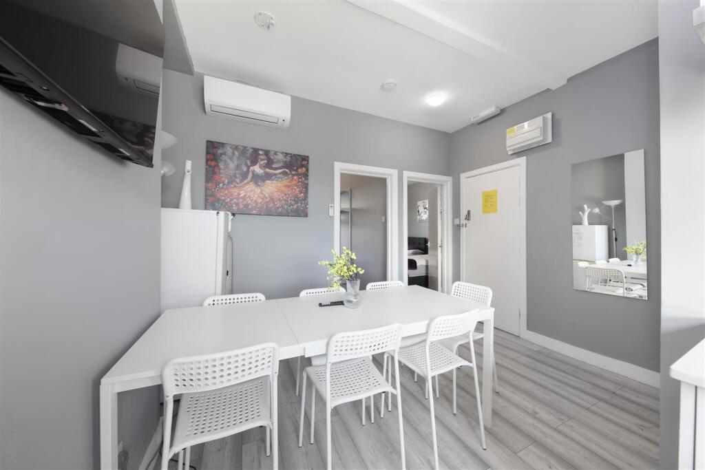 2 bed 1st Floor Flat for rent in Willesden. From Warwick Estate Agents - London 2 bed 1st Floor Flat for rent in Willesden. From Warwick Estate Agents - London