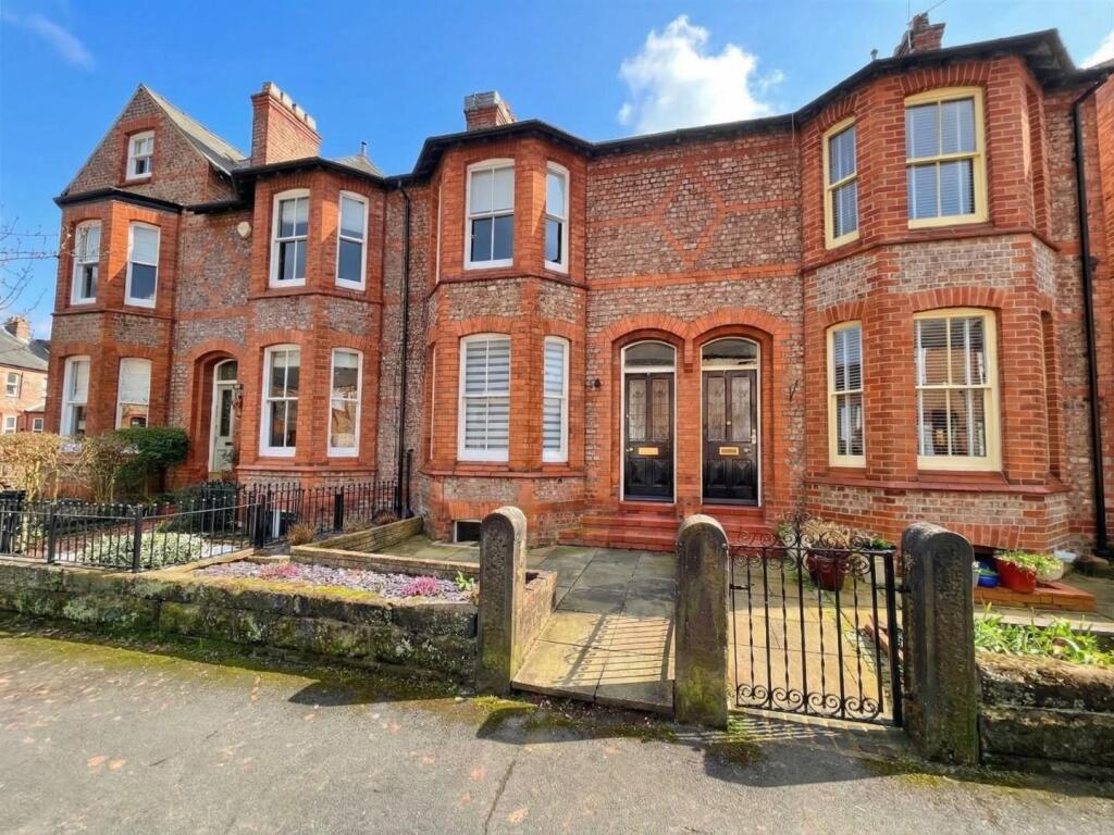 2 bed Mid Terraced House for rent in Hale. From Watersons - Hale