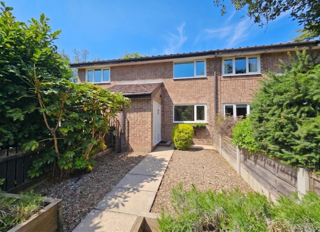 2 bed Mid Terraced House for rent in Hale. From Watersons - Hale