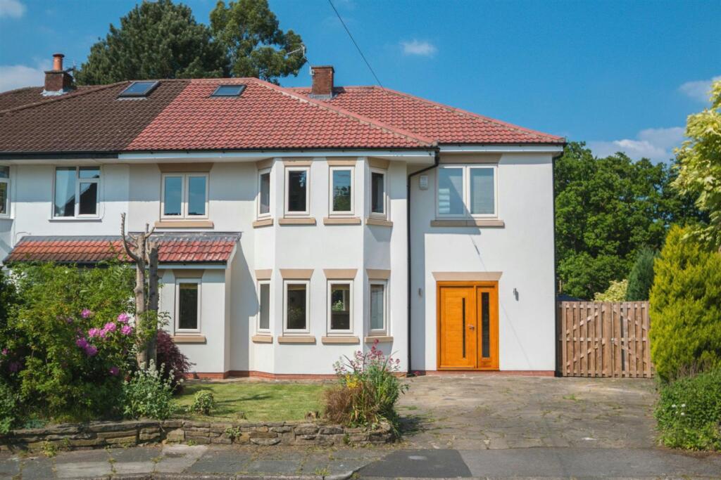 4 bed Semi Detached for rent in Ashley. From Watersons - Hale 4 bed Semi Detached for rent in Ashley. From Watersons - Hale
