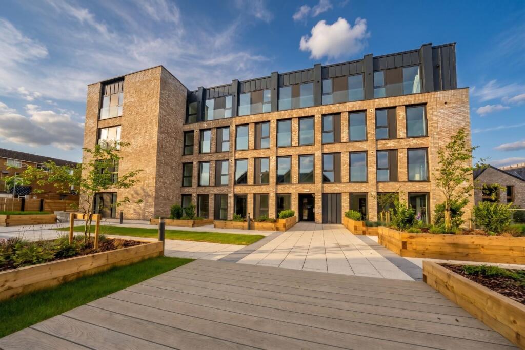 1 bed Apartment for rent in Dunham Town. From Watersons - Hale
