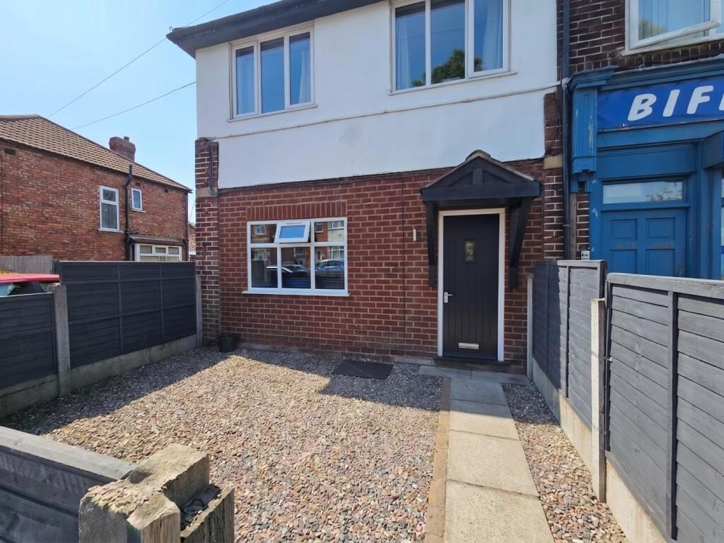 1 bed Apartment for rent in Altrincham. From Watersons - Hale 1 bed Apartment for rent in Altrincham. From Watersons - Hale