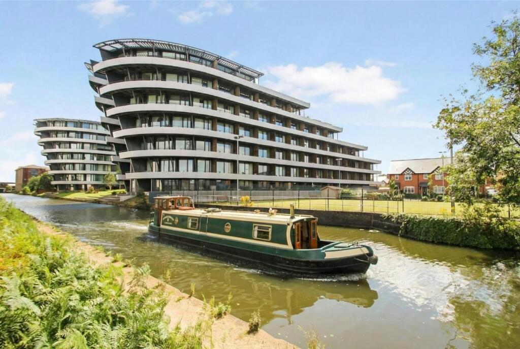 1 bed Apartment for rent in Altrincham. From Watersons - Hale