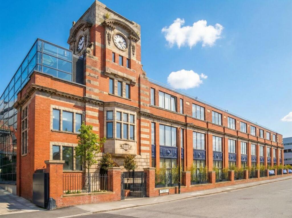1 bed Apartment for rent in Altrincham. From Watersons - Hale