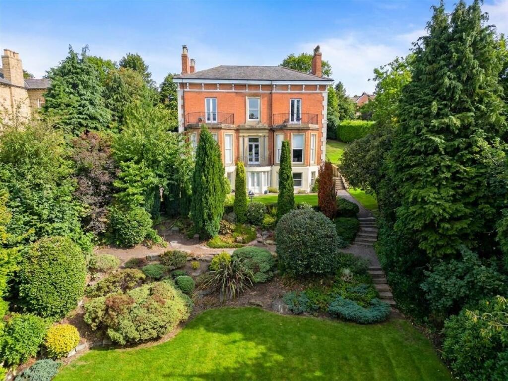 3 bed Duplex for rent in Altrincham. From Watersons - Hale