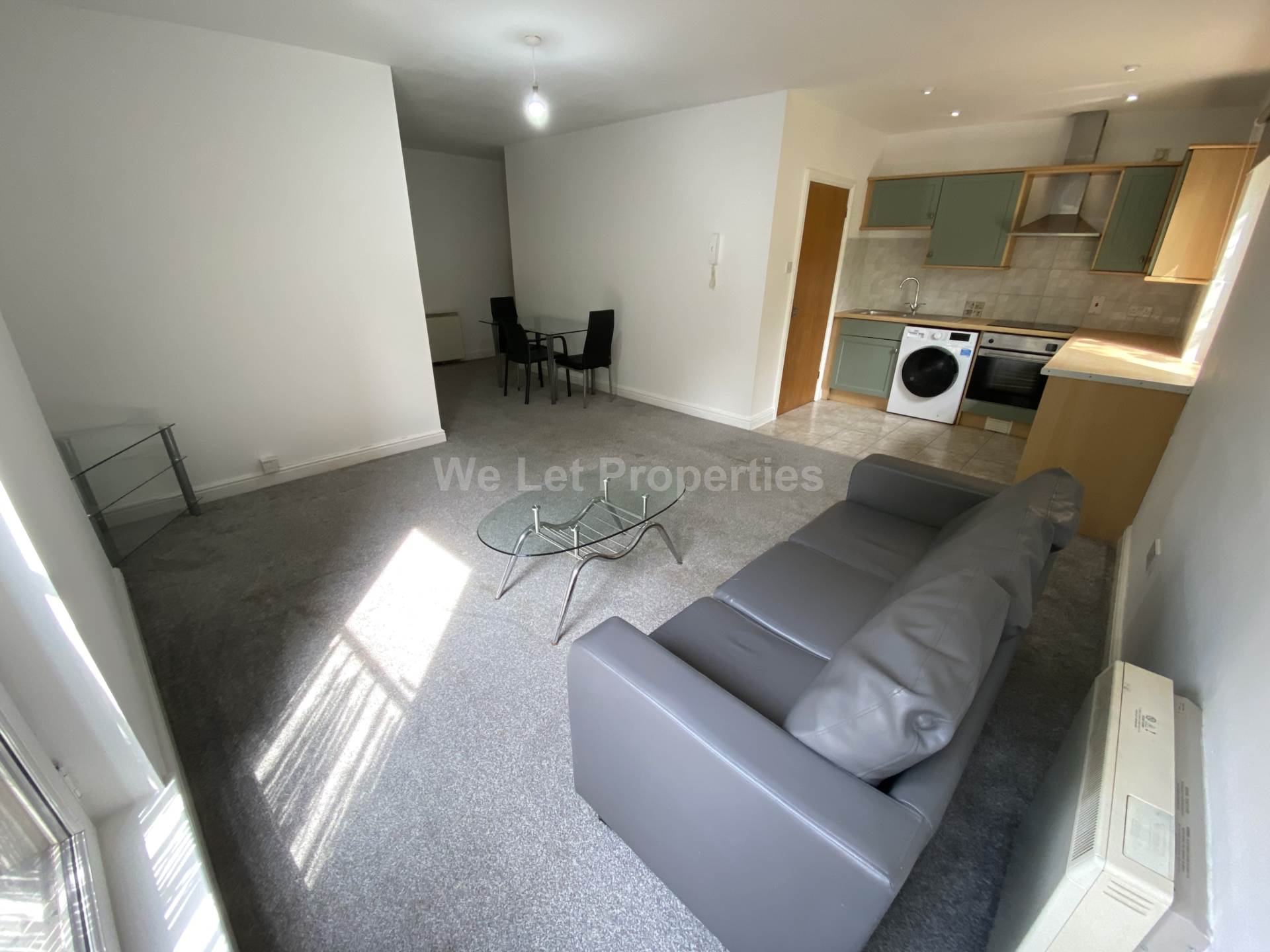 3 bed Apartment for rent in Salford. From We Let Properties - Manchester