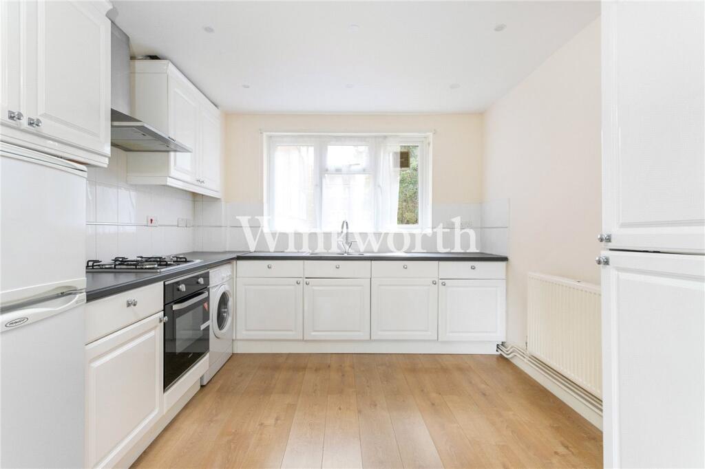 1 bed Apartment for rent in London. From Winkworth - Palmers Green