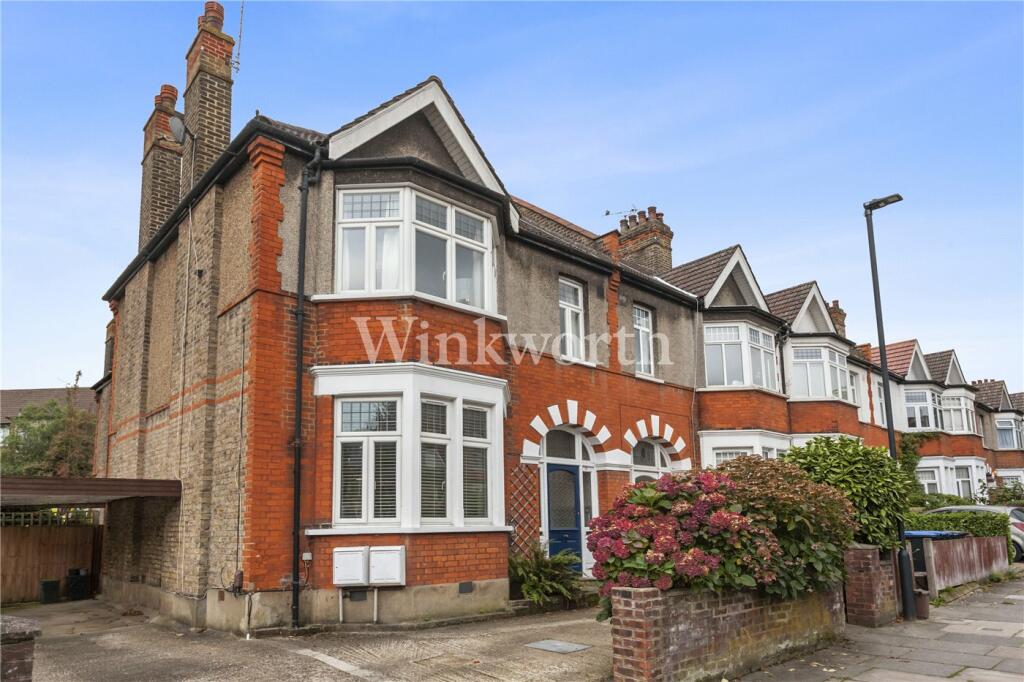 2 bed Apartment for rent in Southgate. From Winkworth - Palmers Green