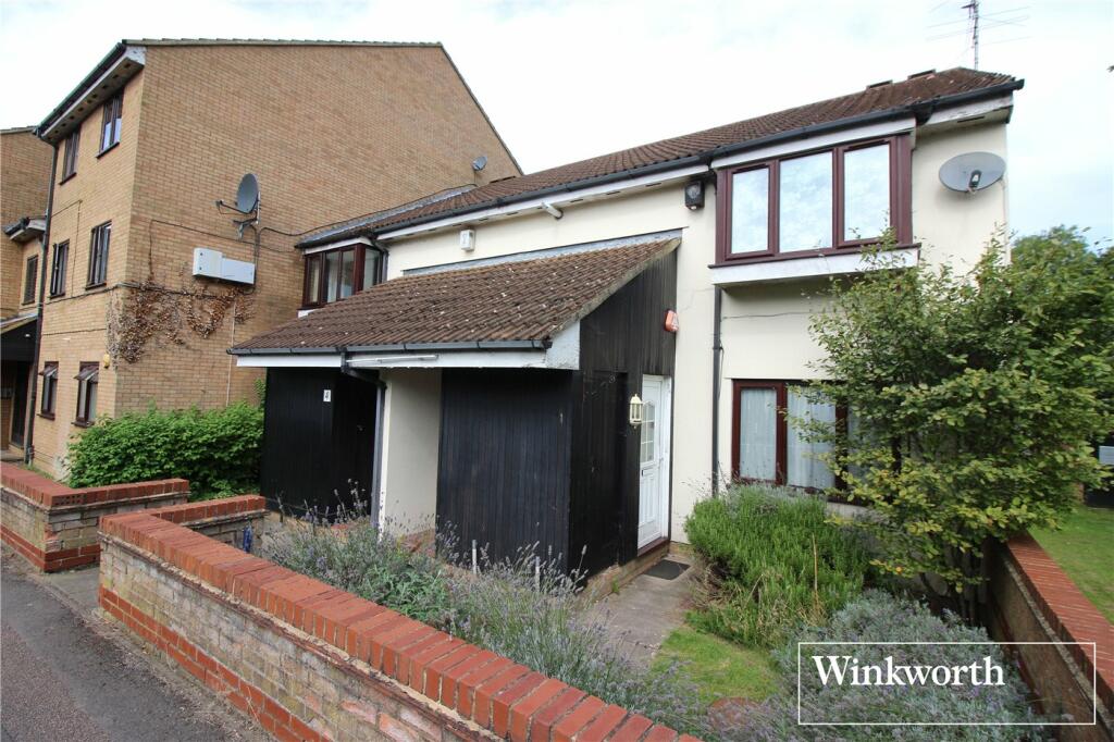 2 bed House (unspecified) for rent in Borehamwood. From Winkworth - Elstree & Borehamwood