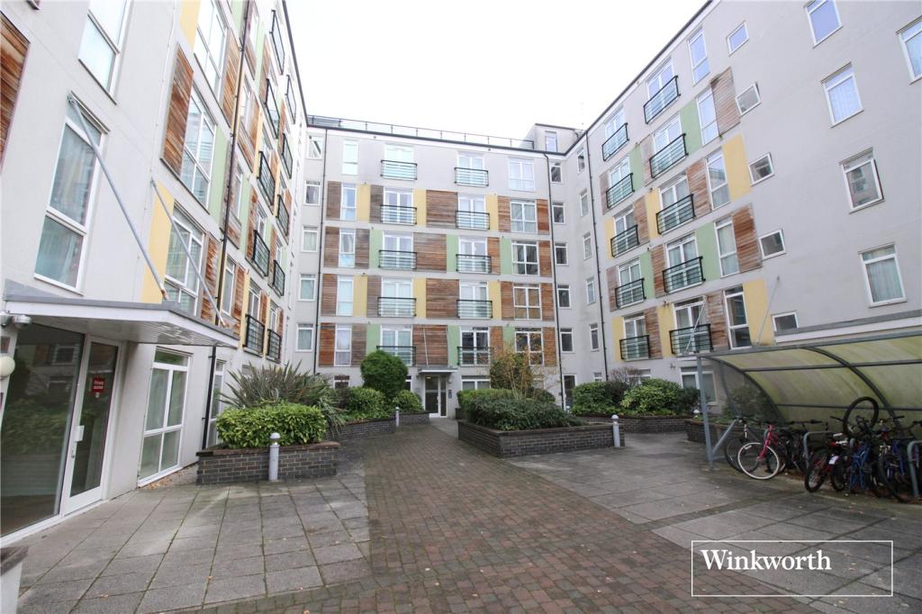 2 bed Apartment for rent in Borehamwood. From Winkworth - Elstree & Borehamwood