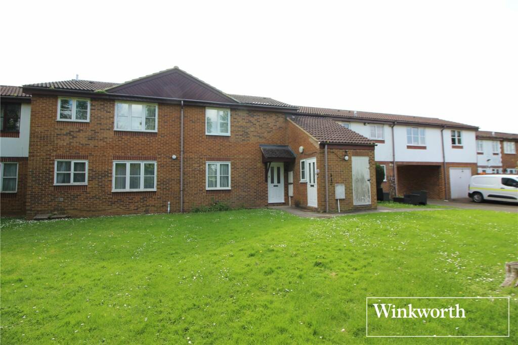 1 bed House (unspecified) for rent in Green Street. From Winkworth - Elstree & Borehamwood