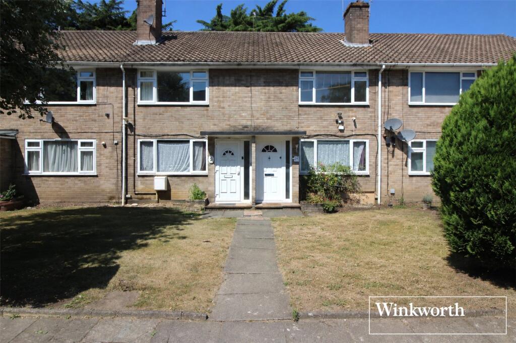 3 bed Mid Terraced House for rent in Elstree. From Winkworth - Elstree & Borehamwood